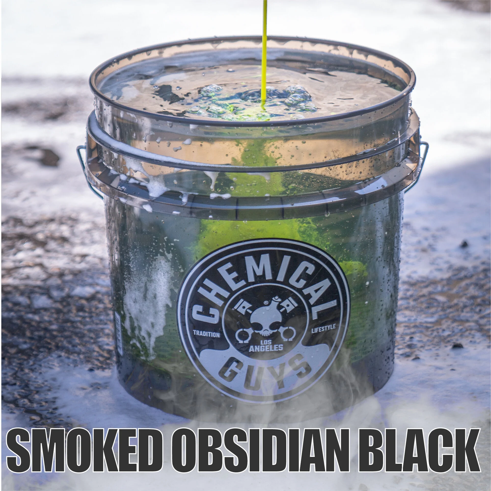Heavy Duty Ultra Clear Detailing Bucket, 4.25 Gal, Smoked Obsidian Black - Image 3